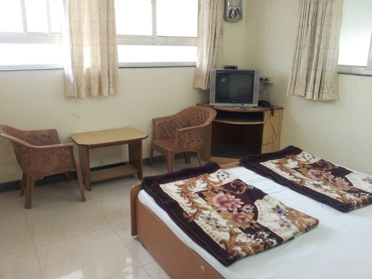 サーターラー Sarang Lodging & Boardingヴィラ エクステリア 写真