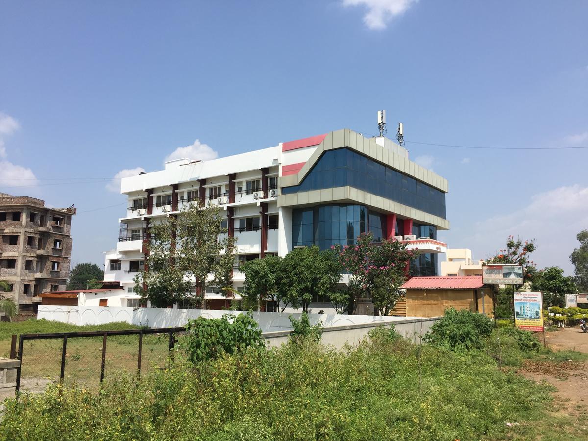 サーターラー Sarang Lodging & Boardingヴィラ エクステリア 写真